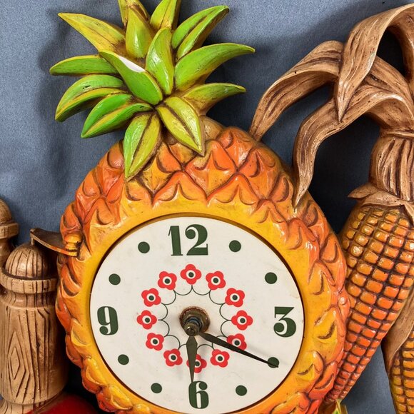 Vtg MCM Retro Wall Clock Kitchen Fruit Vegetable Miller Studios 1977 WORKING - Picture 6 of 7